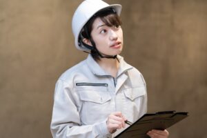 エアコン設置でLANケーブルはどうする？天井裏・壁内の配線を解説